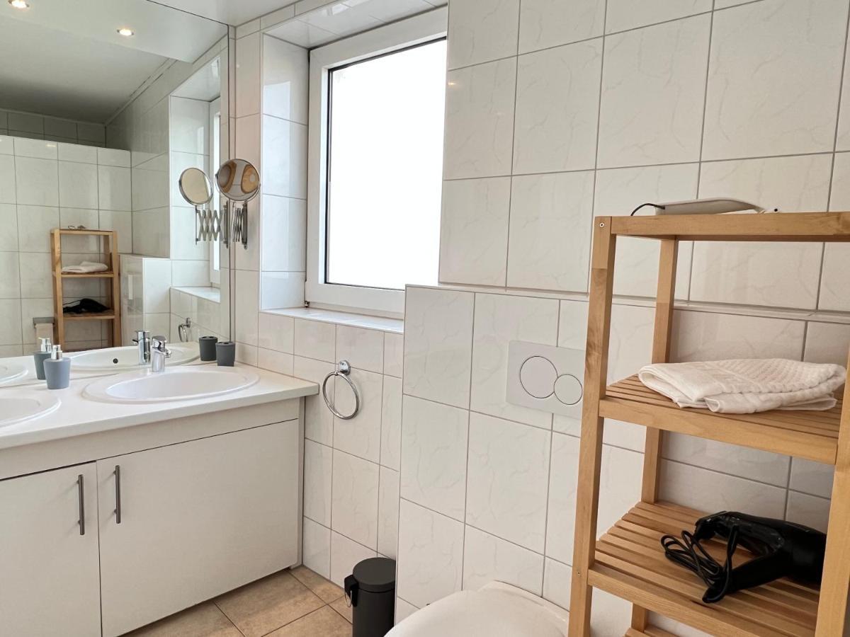 Der Schwan 7 - 3 Schlafzimmer - 2 Balkone - Zentral - 100 Qm Düren - Eifel Kültér fotó